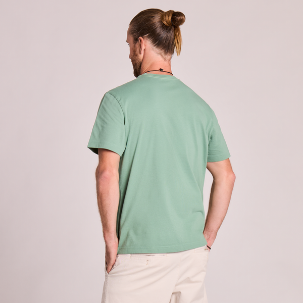 Men's Crusher Tee - Bass Fish - Life is Good Westport, Canada