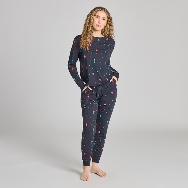 Women's Snuggle Sleep Long Sleeve Tee - Retro Ornament